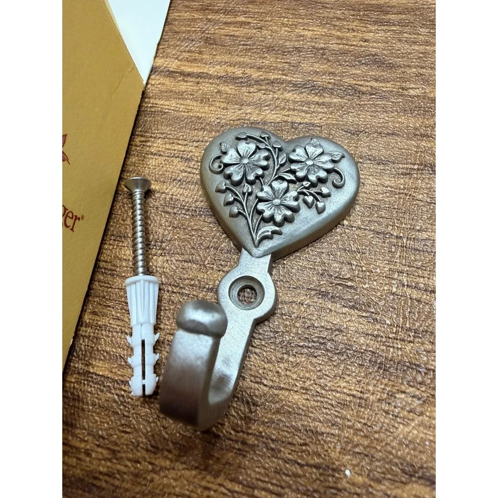 Longaberger Bouquet Heart Wall Hook Pewter Floral Decorative Metal 78123 NEW